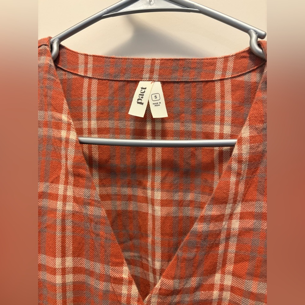 Pact Women's Fireside Flannel Crossover Dress Small Spice Plaid NWOT - Picture 6 of 6